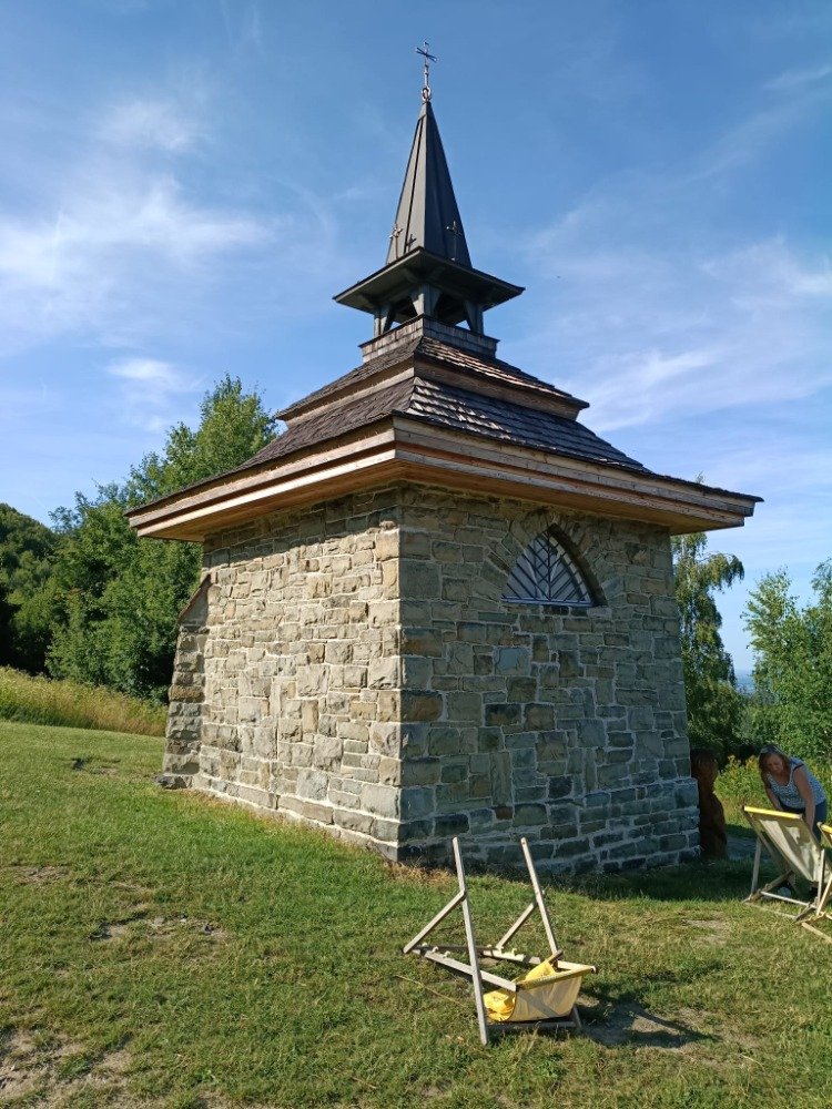 Kaple svatého Antonína na Ondřejníku zblízka